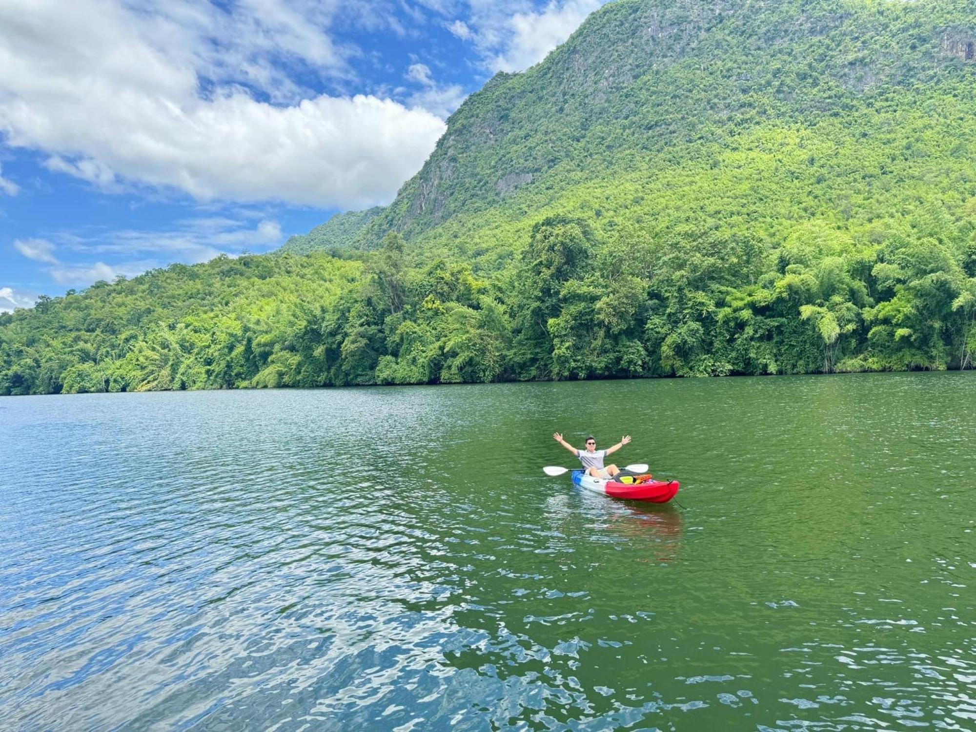 Paenaifun Resort Kanchanaburi Bagian luar foto